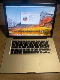 MacBook Pro 15” Late 2011 – con grafica intel