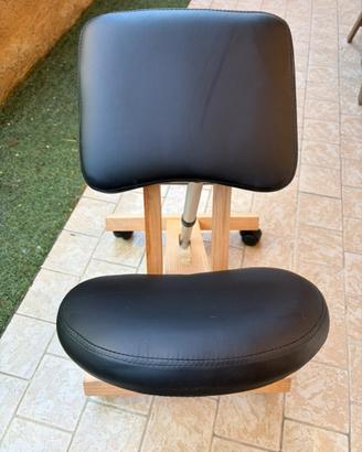 Sedia posturale comoda ed ergonomica