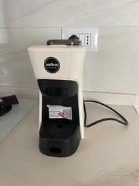 MACCHINA CAFFÈ LAVAZZA TINY