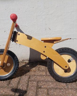 bicicletta in legno