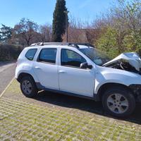 Dacia Duster 2014 per ricambi 
