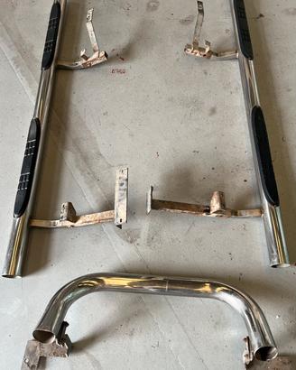 Bull Bar Pedane Laterali acciaio INOX fuoristrada