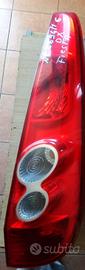 FANALE POSTERIORE SINISTRO FORD FIESTA ANNO 2008 5