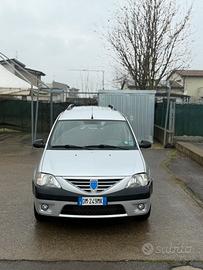 Dacia logan 7 posti (180.000km)