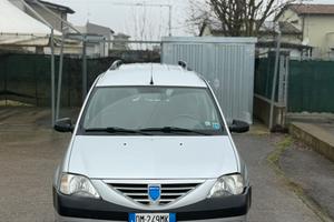Dacia logan 7 posti (180.000km)