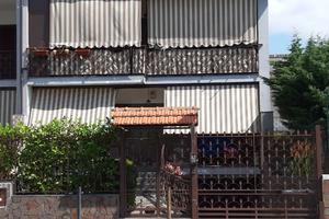 Splendida villa a schiera con garage e giardino