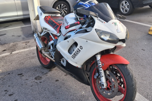 Yamaha R6 anno 1999-2000,