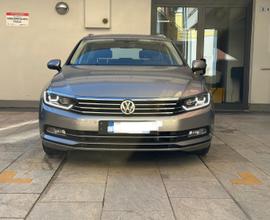 Passat Variant INCIDENTATA 2.0 tdi dsg 150 cv