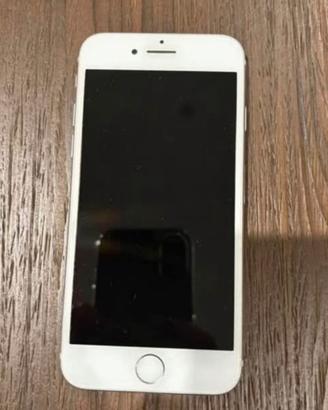 Iphone 8 con cover trasparente