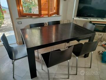 Tavolo da sei a 10 posti
