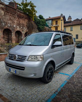Volkswagen Caravelle T5 2008