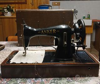 Macchina da cucire storica