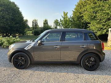 Mini Countryman (neopatentati)