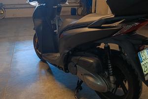 Honda sh 300