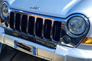 Jeep Cherokee KJ2800 Limited Edition.