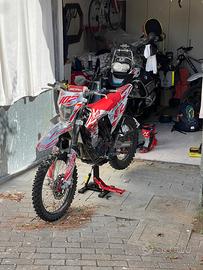 Fantic 125 xef 2024 enduro 4t performance
