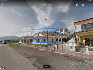 Libero su 4 lati La Caletta