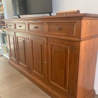 Mobile in Legno castagno per la casa