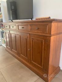 Mobile in Legno castagno per la casa