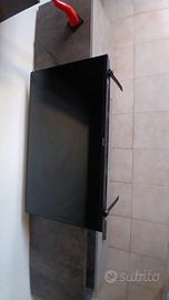 Smart TV LED Sharp 40 pollici usata