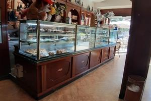 Fuorigrotta, ceditura storico bar, Viale Augusto