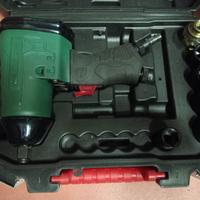 Avvitatore pneumatico