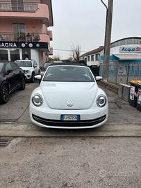 Volkswagen Maggiolino Cabrio 2.0 TDI Design BlueMo