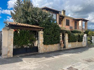 Elegante villa a Villasimius in Via Pascoli