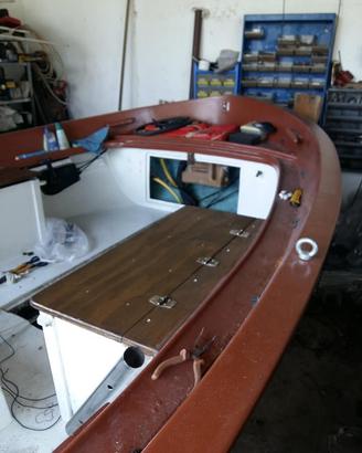 Gozzo ligure 5,2m , 8CV Arona, Vela Latina