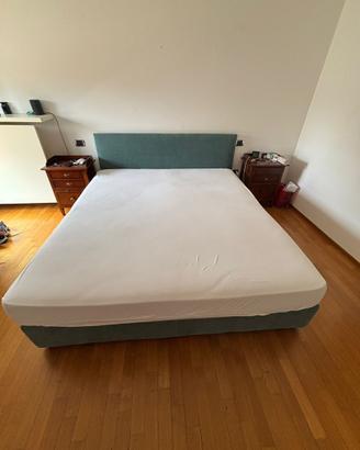 Letto matrimoniale senza materasso verde marino