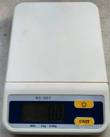 bilancia digitale 3kg passo 0,5 grammi a pile