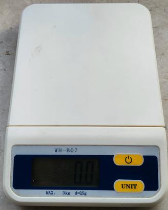 bilancia digitale 3kg passo 0,5 grammi a pile