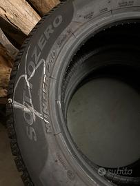 2 gomme invernali Pirelli 215/55 R16