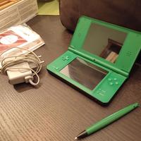 NINTENDO DS i XL VERDE