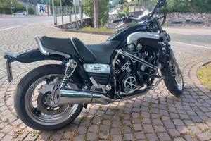 Yamaha Vmax 1.200