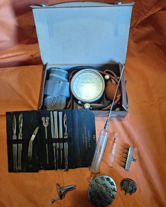 set chirurgico vintage anni 40
