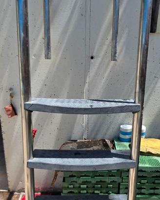 Scaletta per piscina interrata