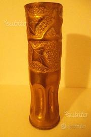 Vaso ricavato da bossolo