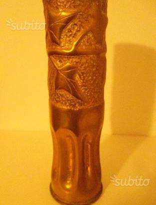 Vaso ricavato da bossolo