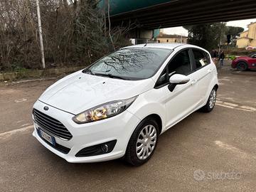 Ford Fiesta 1.5 TDCi 75CV 5 porte Business