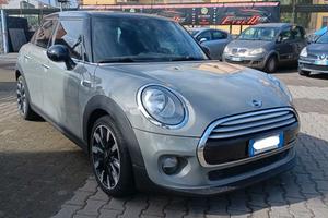 MINI COOPER 1.5D 5Porte 116CV-DA VETRINA-2016