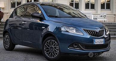 Lancia Ypsilon Hybrid