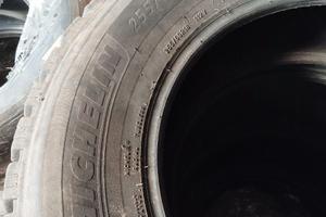 Ruote chiodate 255/60 r18