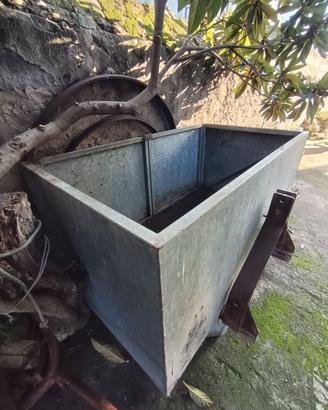 Cassone per trattore 100x180x78 cm