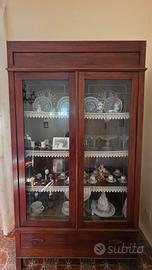 vetrinetta antica / antiquariato