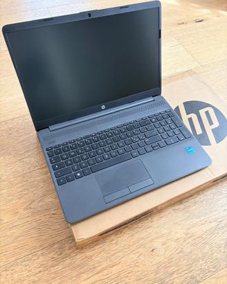HP 250 G9 i5 12ª Gen | SSD 512GB | Batteria 98%