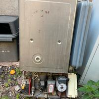 Caldaia Hermann camera stagna 24 kW – funzionante