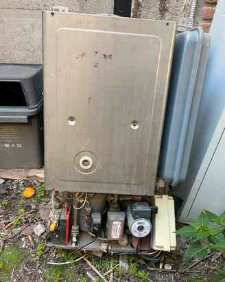 Caldaia Hermann camera stagna 24 kW – funzionante