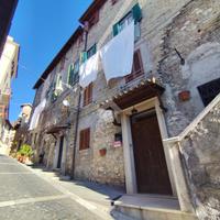 4 LOCALI A SUBIACO