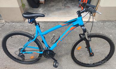  Bicicletta Montan Bike 